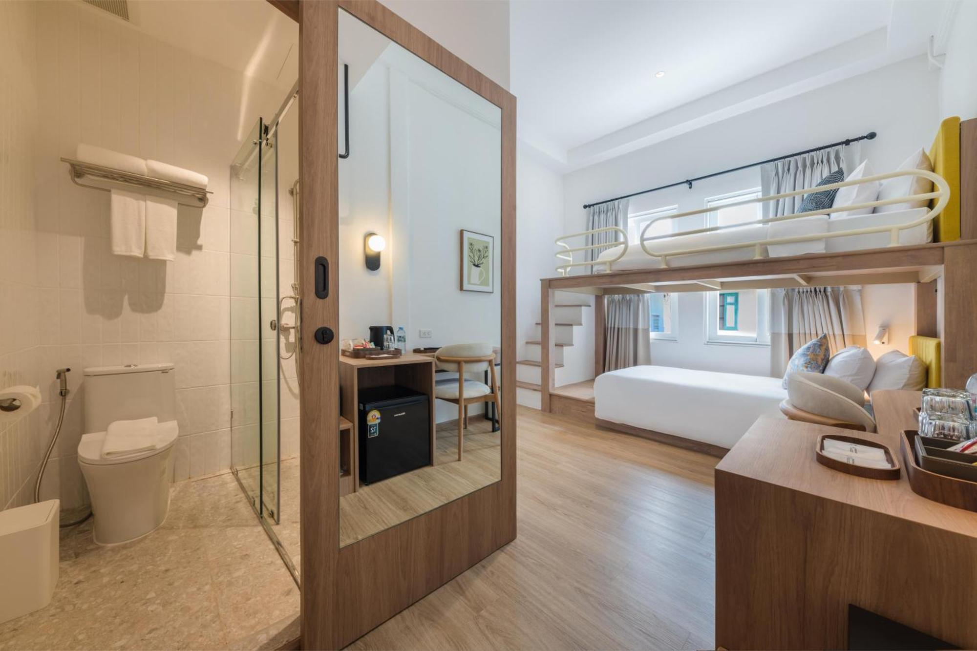 Hotel Upstairs At Ton Ton Bangkok Esterno foto