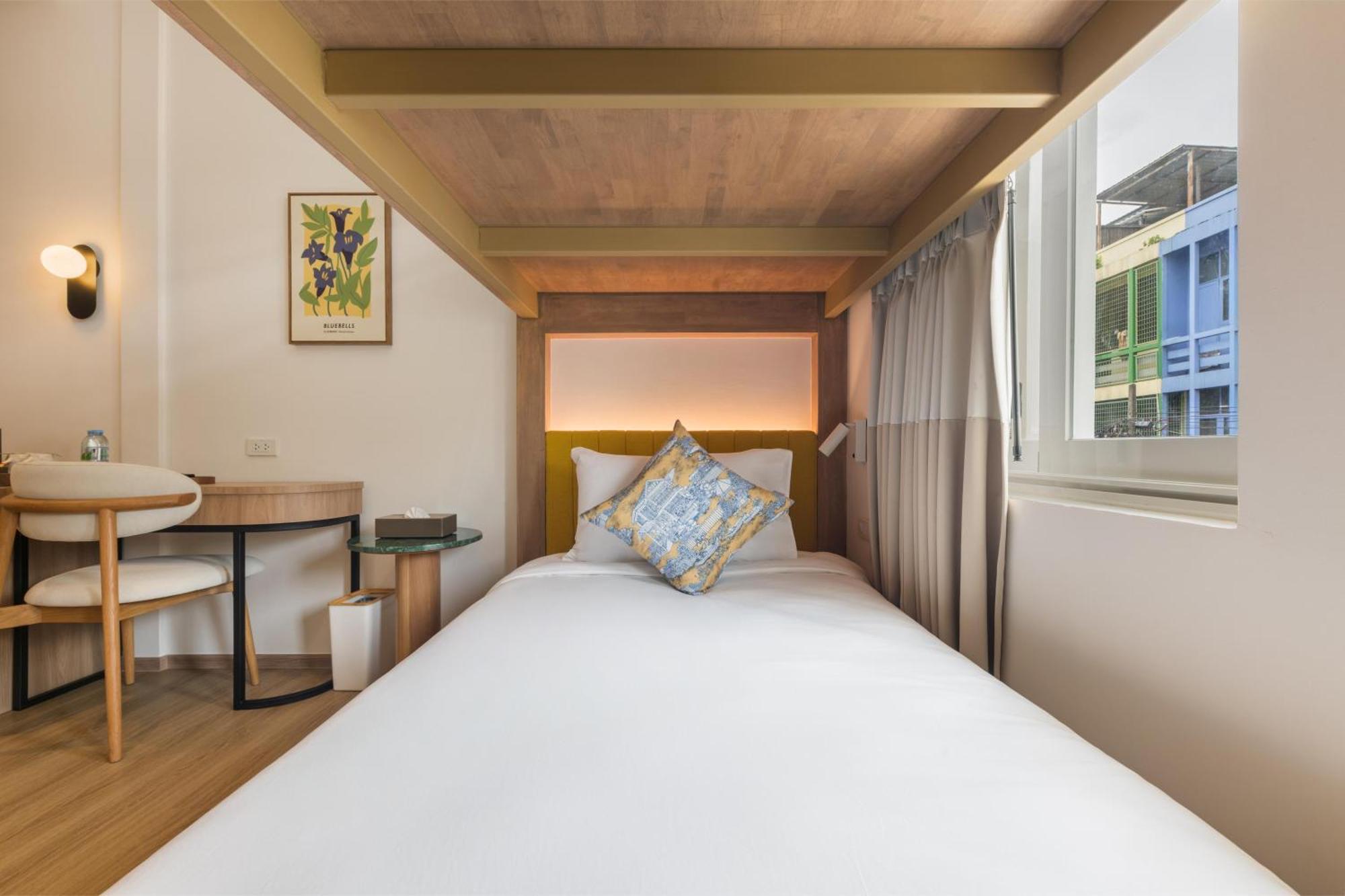 Hotel Upstairs At Ton Ton Bangkok Esterno foto